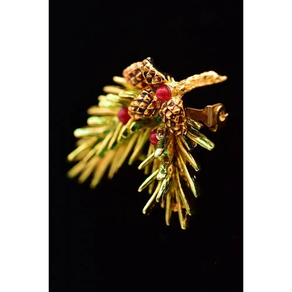 ART Vintage Christmas Pinecone Brooch Gold Red Berry Evergreen Branch Pin BinBI